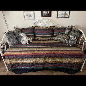 Daybed cover with 3sham covers and dust ruffles